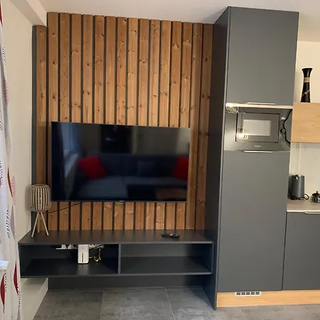 Apartmánový 1 *