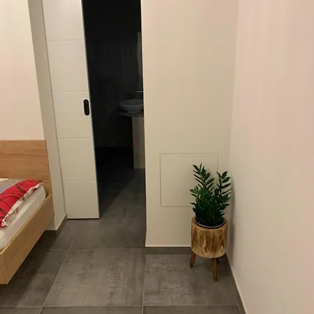 Apartmanovy 1 Lejlighed *