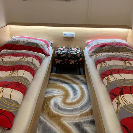 Apartmanovy 1 * Tremosna