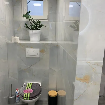 Apartmanovy 1 * Tremosna