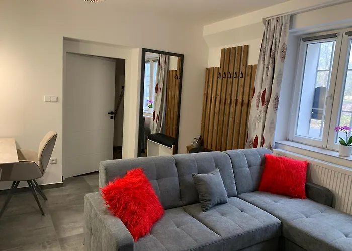 Appartement Apartmanovy 1 *